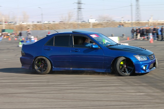 里扳平比分 里扳平比分