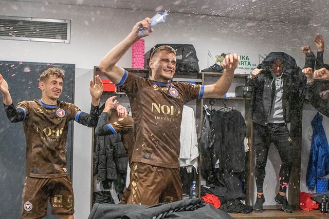 还是新秀 还是新秀